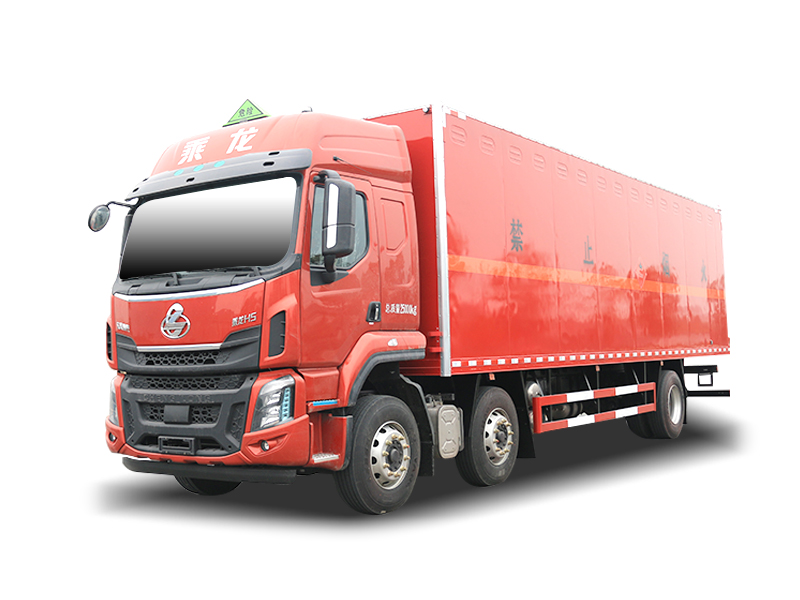 柳汽乘龍廂式危化車（6*2）